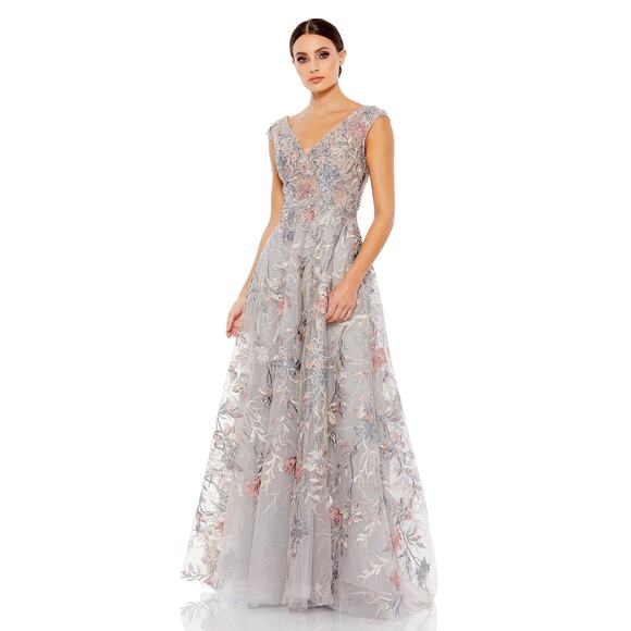 Mac Duggal Embroidered Illusion Cap Sleeve A Line Gown Silver/ Gray Size 0 NWT